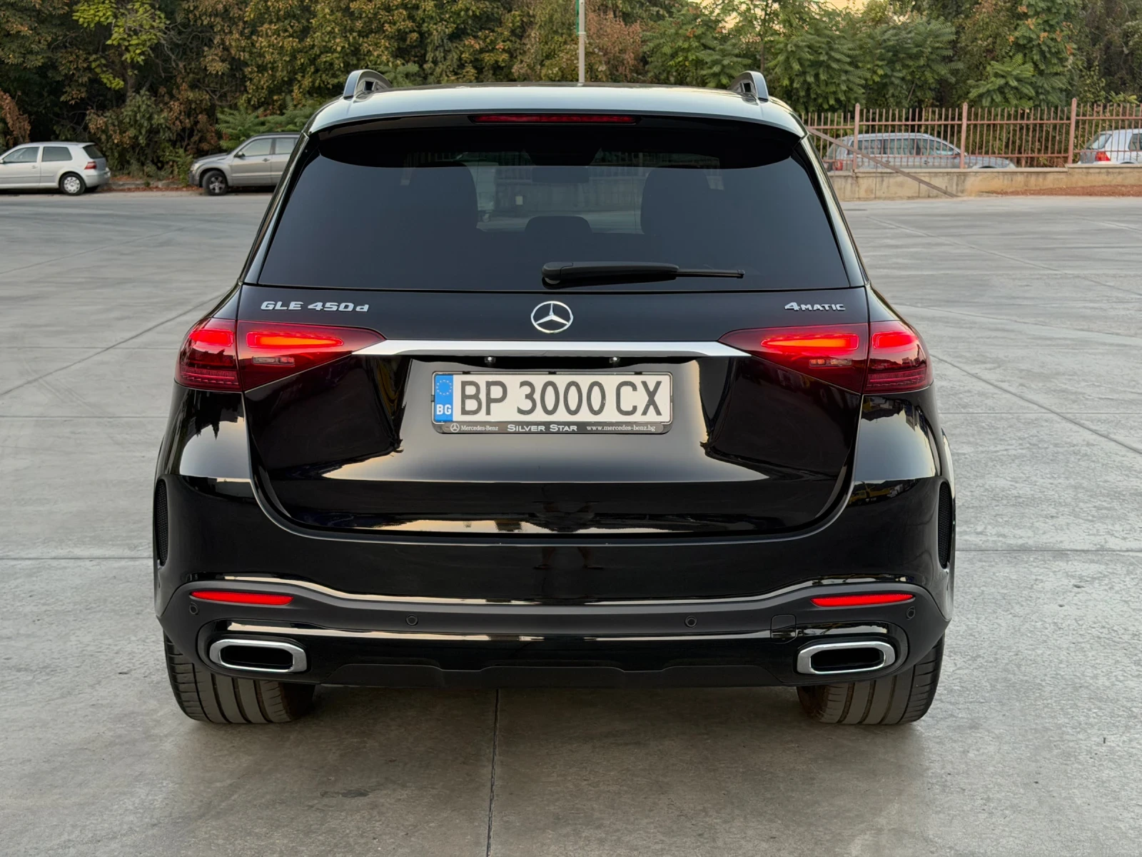 Mercedes-Benz GLE 450 4MATIC* AMG* Burmester* PANO* Гаранция, снимка 5 - Автомобили и джипове - 56124209