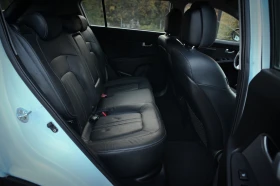 Kia Sportage 2.0CRDI/4х4/FULL/АВТОМАТИК - 16999 лв. / 8691.45 € - 34927797 13