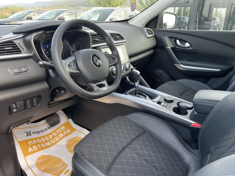 Renault Kadjar 1.3TCe / 160 к.с. КАПАРИРАН, снимка 13 - Автомобили и джипове - 47128578