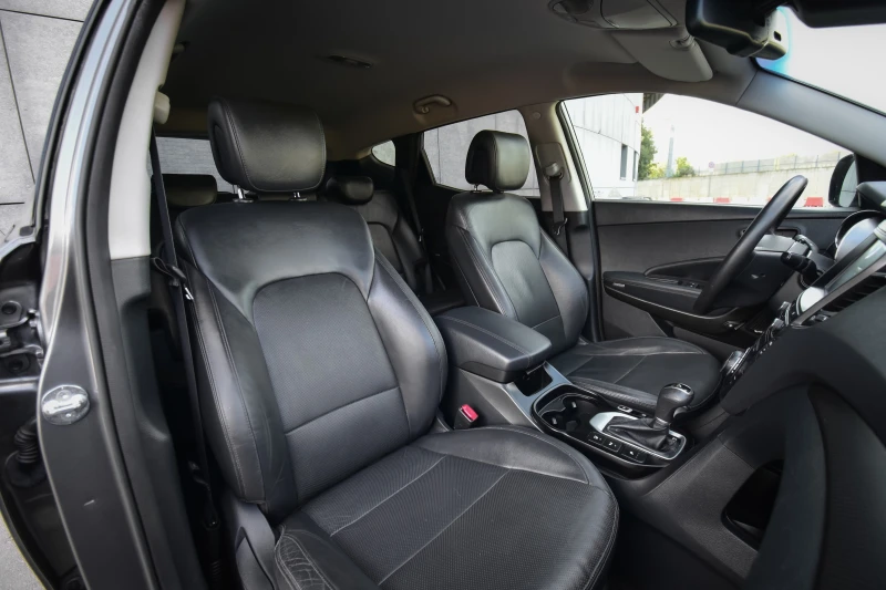 Hyundai Santa fe 2.2GRDI, снимка 8 - Автомобили и джипове - 51793558