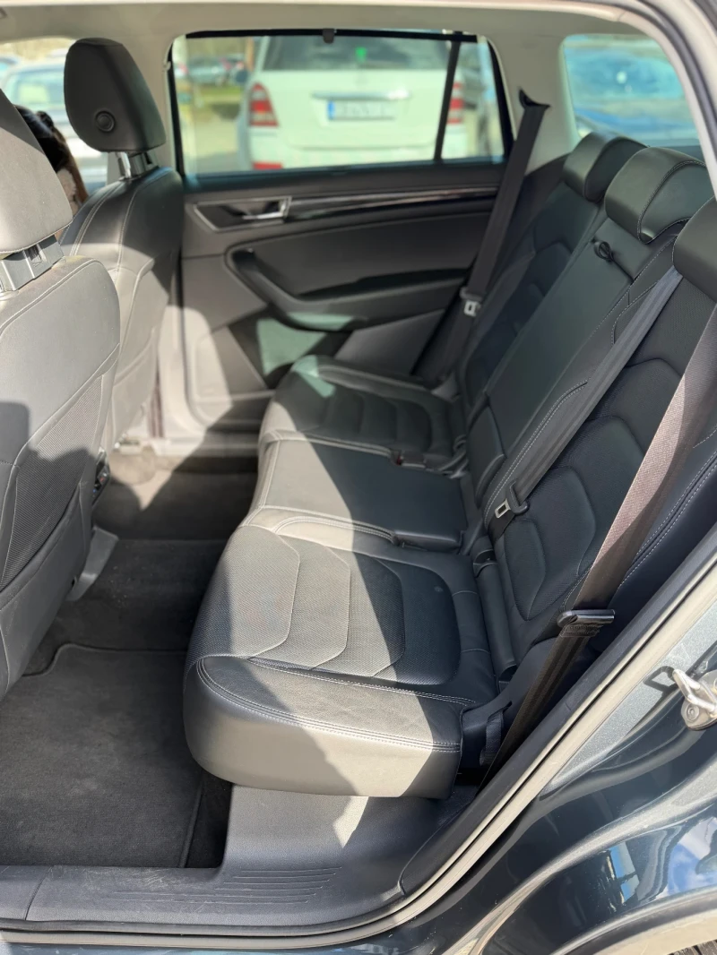 Skoda Kodiaq 2.0 TSI-DSG-4х4, снимка 14 - Автомобили и джипове - 52943457