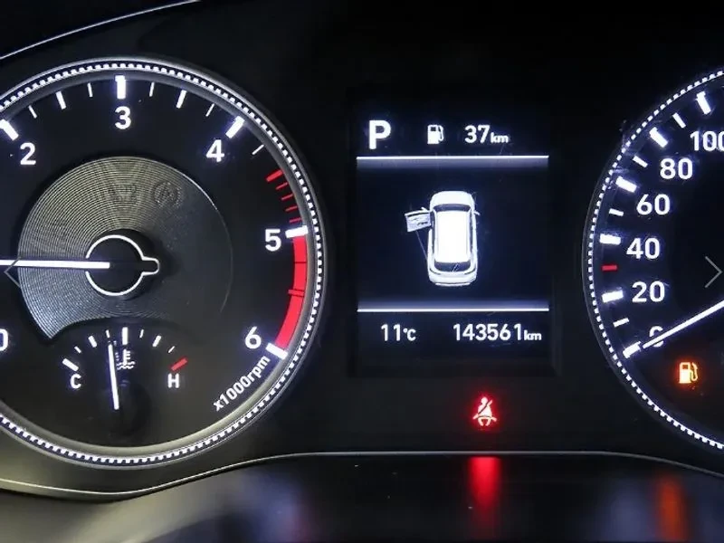 Hyundai Santa fe 2.0, снимка 9 - Автомобили и джипове - 54255486