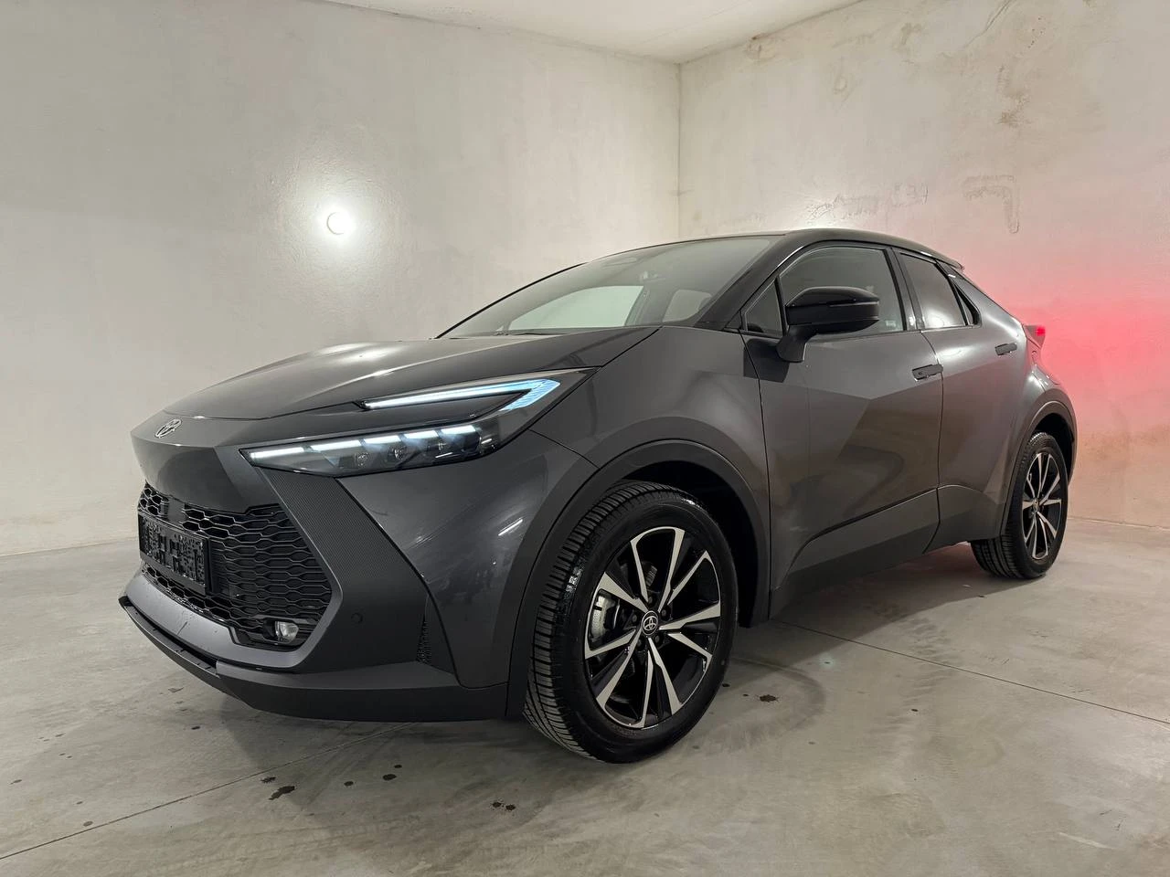 Toyota C-HR 2.0 Hybrid Team Deutschland *  *  | Mobile.bg   1