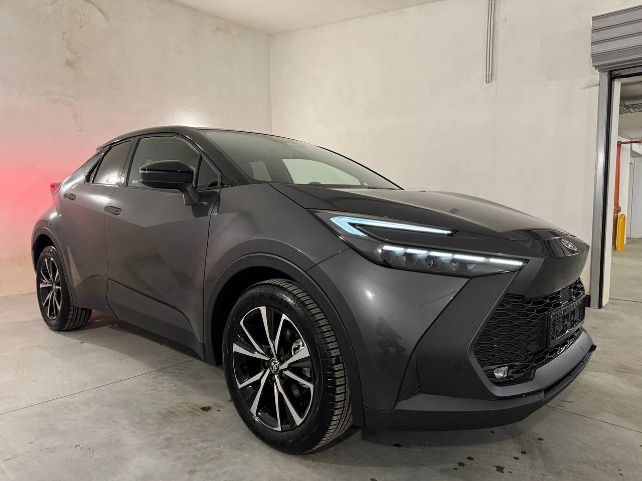 Toyota C-HR 2.0 Hybrid Team Deutschland * НАЛИЧНА *  - изображение 3