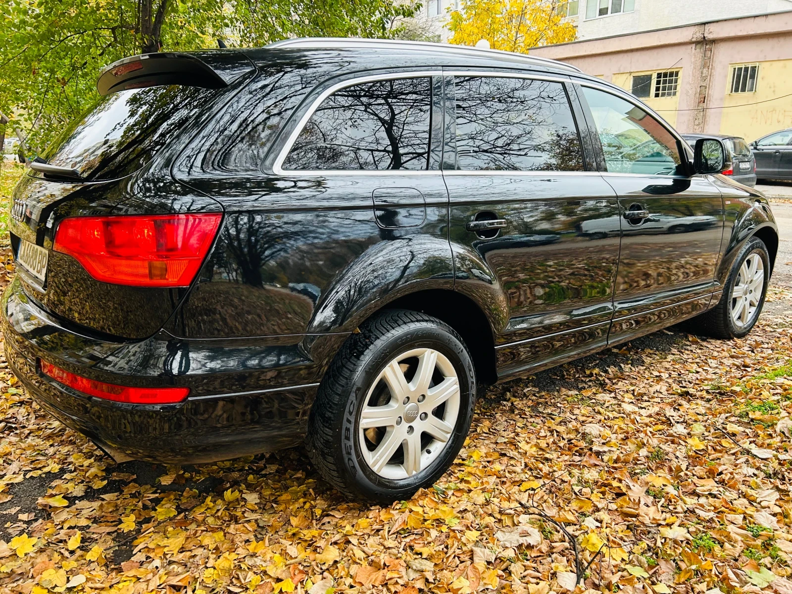 Audi Q7 S line - изображение 7