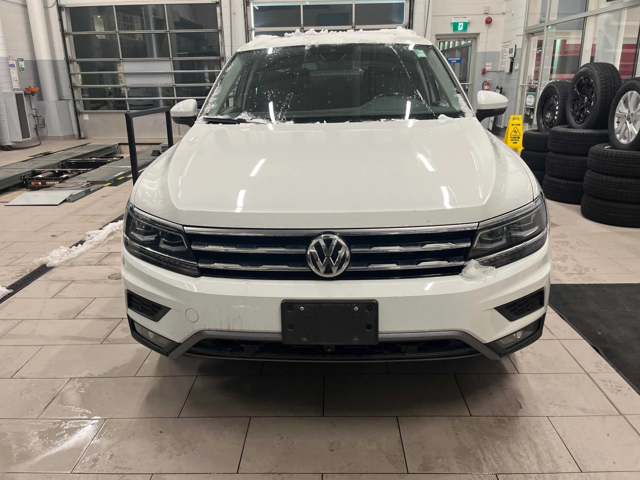 VW Tiguan CARFAX* *   *  | Mobile.bg   2