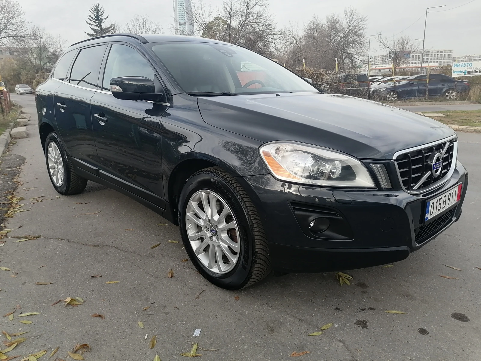 Volvo XC60 2.4D 4WD - изображение 7