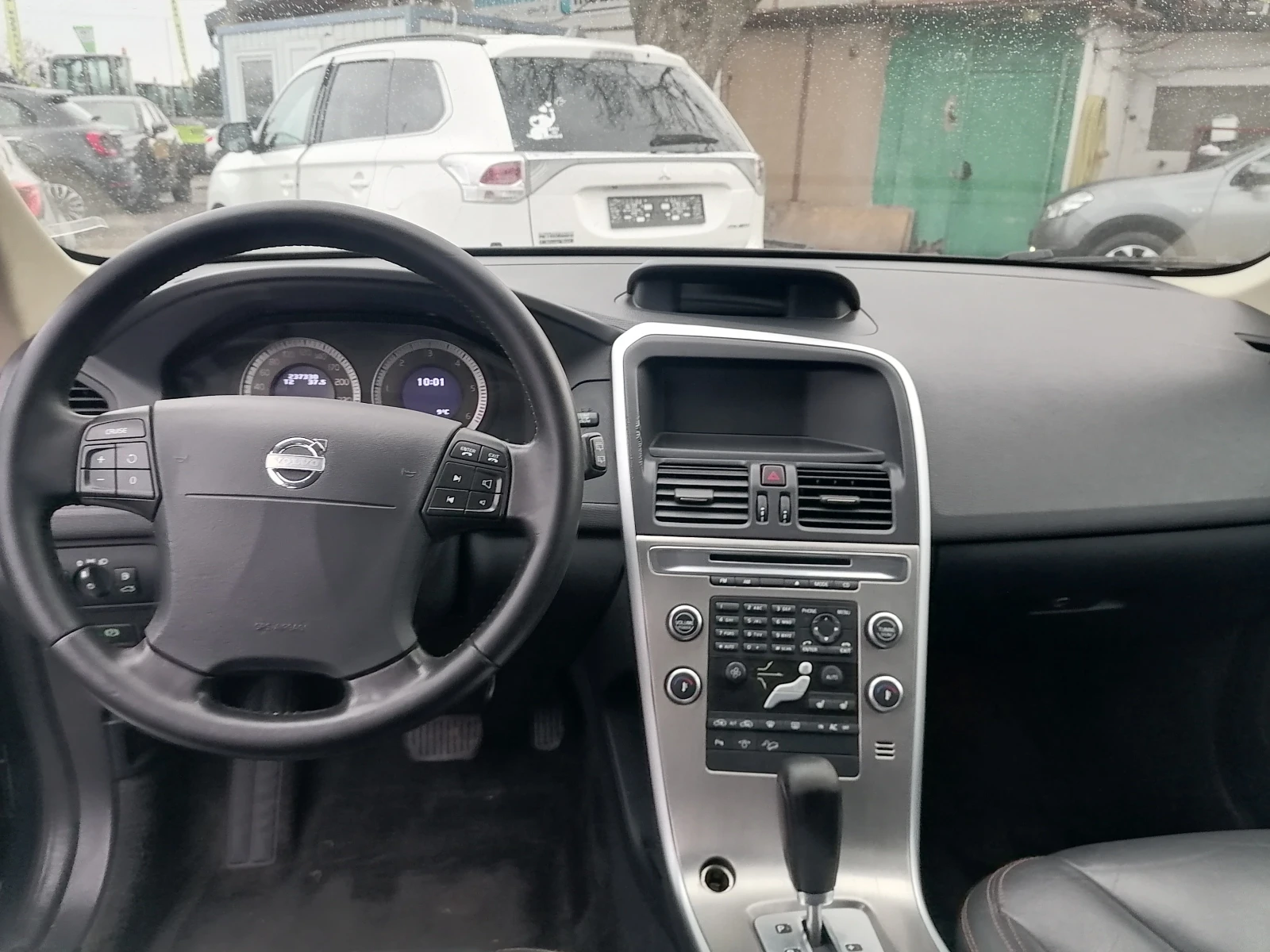 Volvo XC60 2.4D 4WD | Mobile.bg � ����������� 14