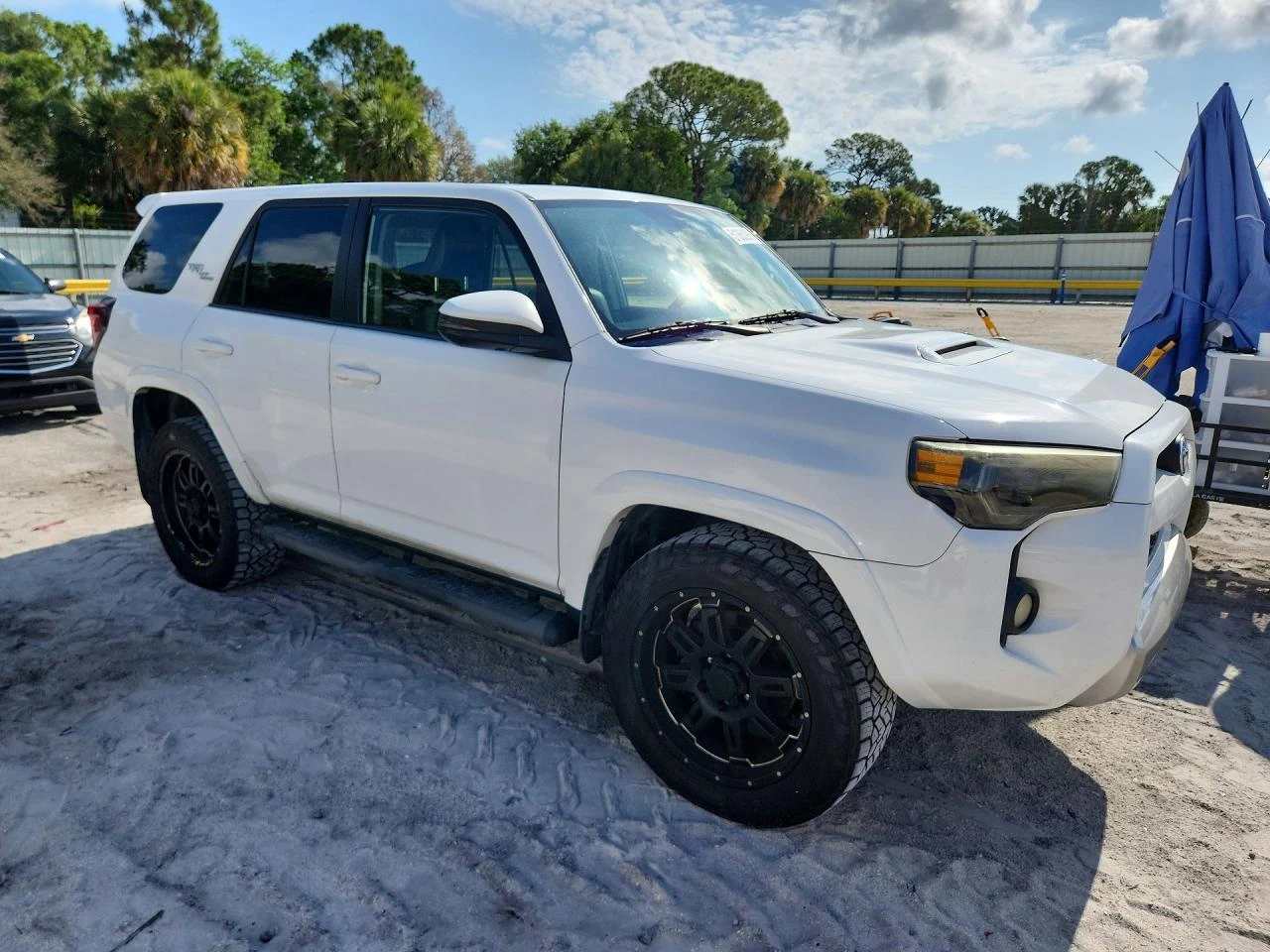 Toyota 4runner TRD-OFF ROAD PREMIUM| КОЖА| ОПЦИЯ ЗА ЛИЗИНГ, снимка 4 - Автомобили и джипове - 54397162