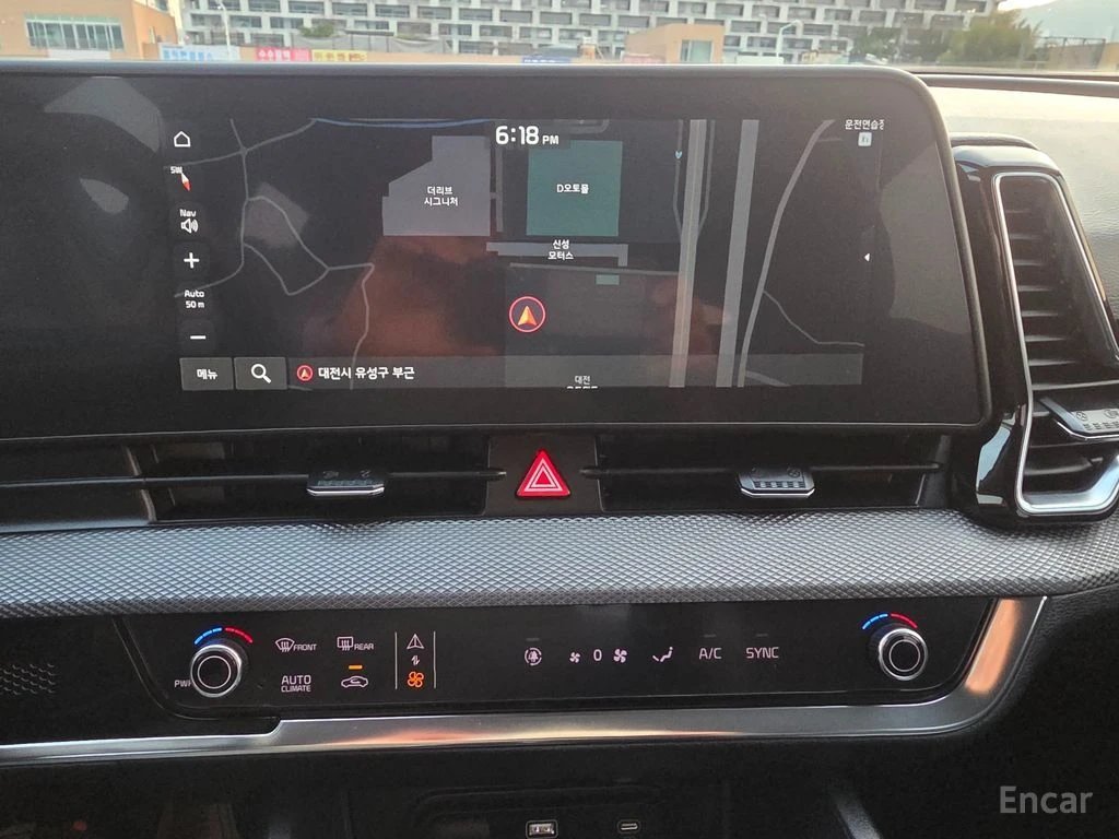 Kia Sportage 2.0 D Prestige 4x4* HARMAN KARDON* ПОДГРЕВ* КАМЕРА, снимка 10 - Автомобили и джипове - 54911073