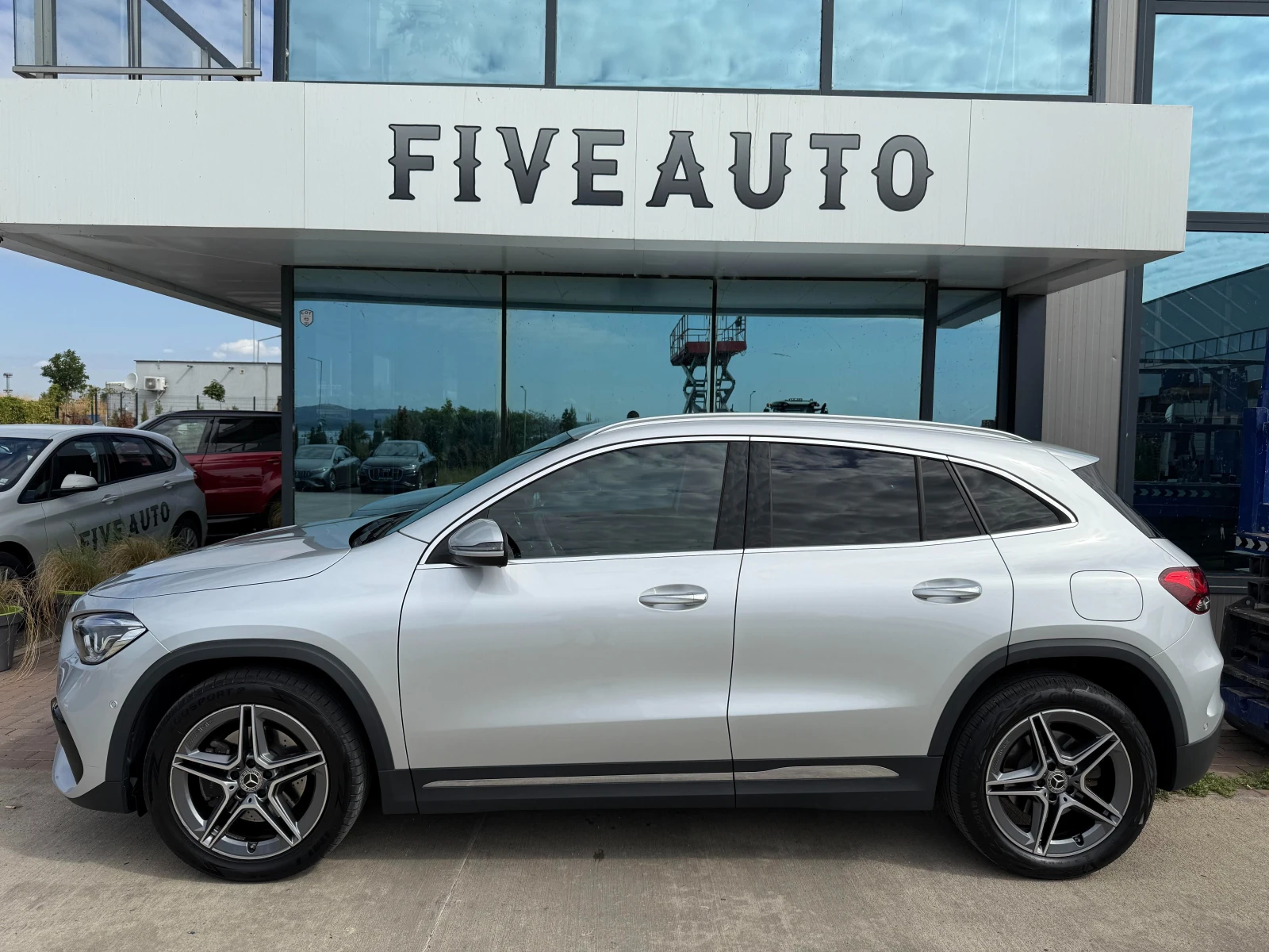 Mercedes-Benz GLA 250 E / AMG LINE / , снимка 4 - Автомобили и джипове - 54966019