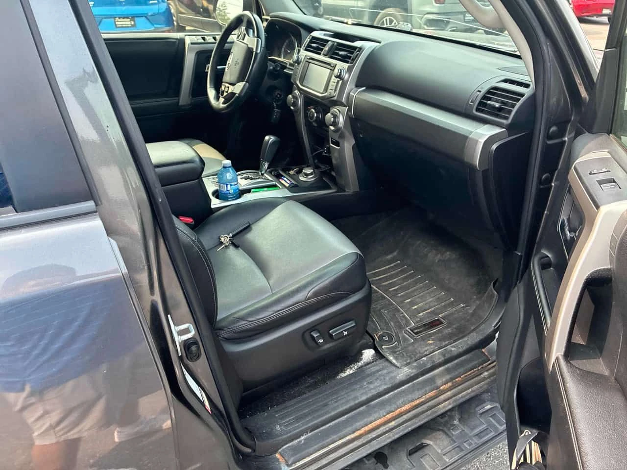Toyota 4runner * SR5 * CARFAX * ОПЦИЯ ЗА ФИНАНСИРАНЕ , снимка 13 - Автомобили и джипове - 55436172