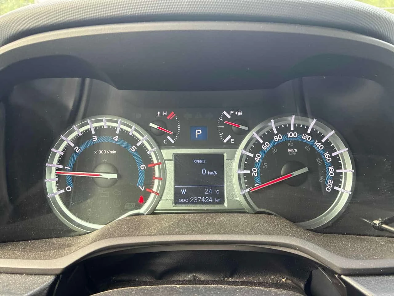 Toyota 4runner * SR5 * CARFAX * ОПЦИЯ ЗА ФИНАНСИРАНЕ , снимка 8 - Автомобили и джипове - 55436172