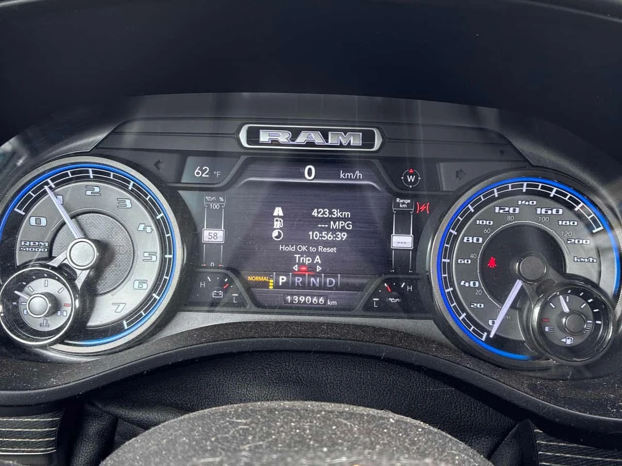 Dodge RAM 1500 * Limited * CARFAX * ��� ������������ ������ | Mobile.bg � ����������� 8
