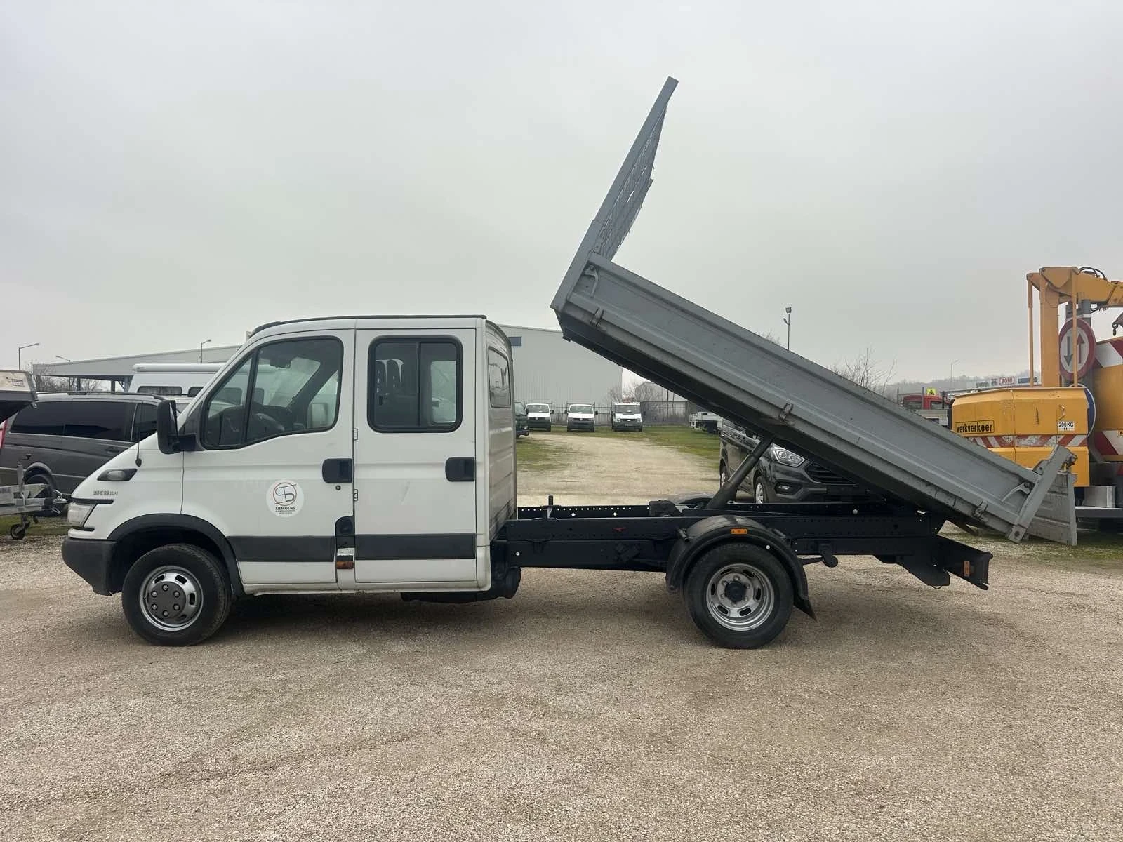 Iveco 35c11 Самосвал - изображение 6