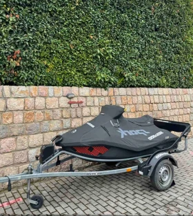 Джет Bombardier Sea Doo Spark Trixx , снимка 2
