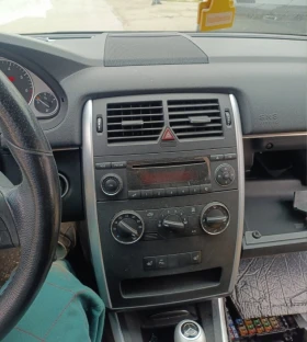 Mercedes-Benz B 200 НА ЧАСТИ бензин автомат, снимка 5