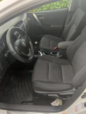Toyota Auris 2.0 D4D 124кс, снимка 10