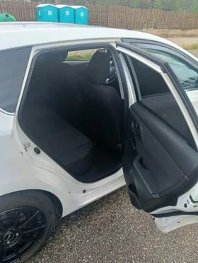 Toyota Auris 2.0 D4D 124кс, снимка 6
