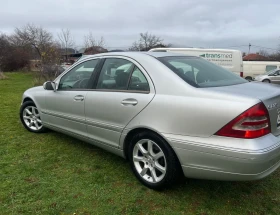 Mercedes-Benz C 220, снимка 4