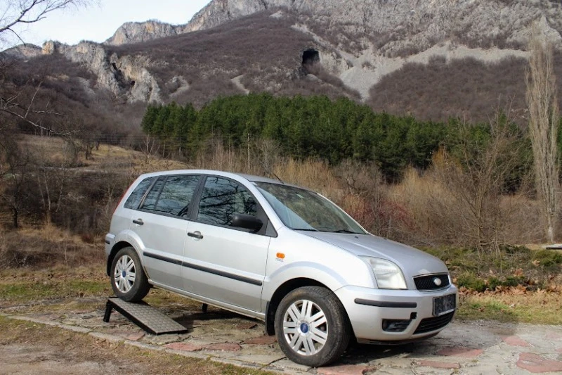 Ford Fusion 1.4TDCI НОВ ВНОС, снимка 1 - Автомобили и джипове - 47403554