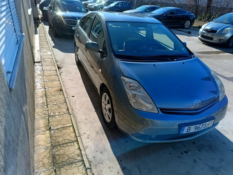 Toyota Prius, снимка 3 - Автомобили и джипове - 47662811