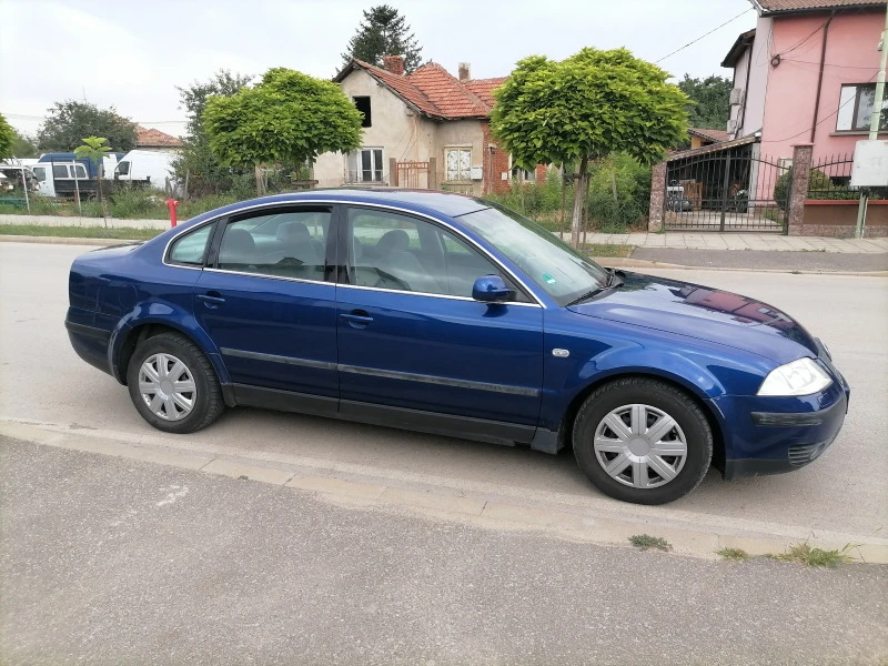 VW Passat 2.0i, снимка 4 - Автомобили и джипове - 46441683