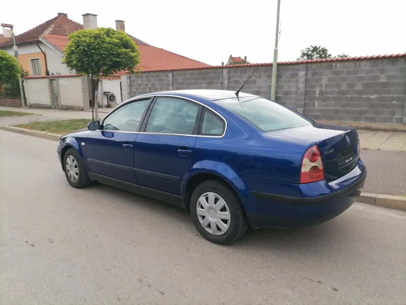 VW Passat 2.0i, снимка 9 - Автомобили и джипове - 46441683