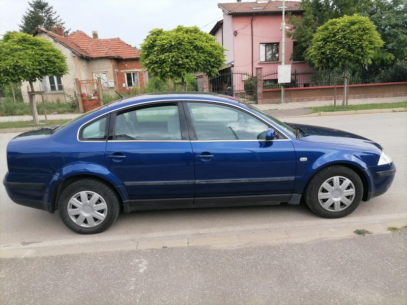 VW Passat 2.0i, снимка 5 - Автомобили и джипове - 46441683