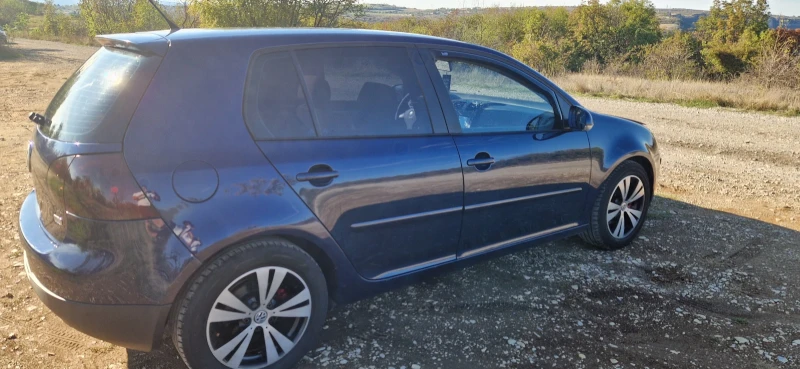 VW Golf 5 1.9 TDI, снимка 8 - Автомобили и джипове - 47567185