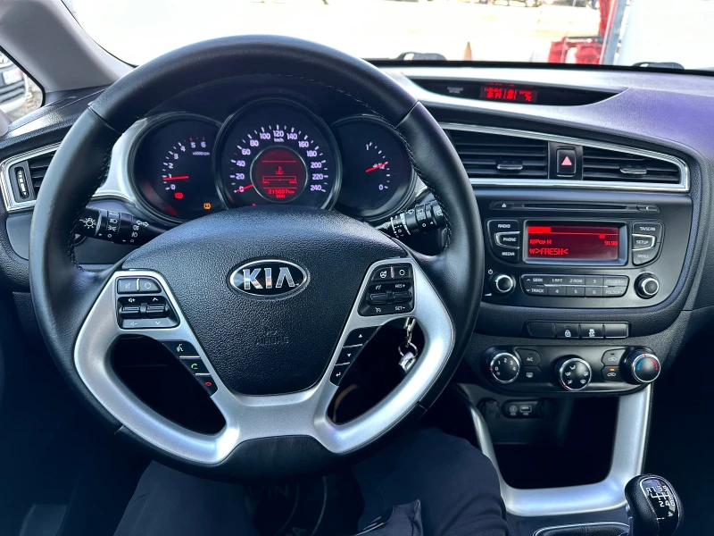 Kia Ceed 1.6 crdi, снимка 16 - Автомобили и джипове - 47869282