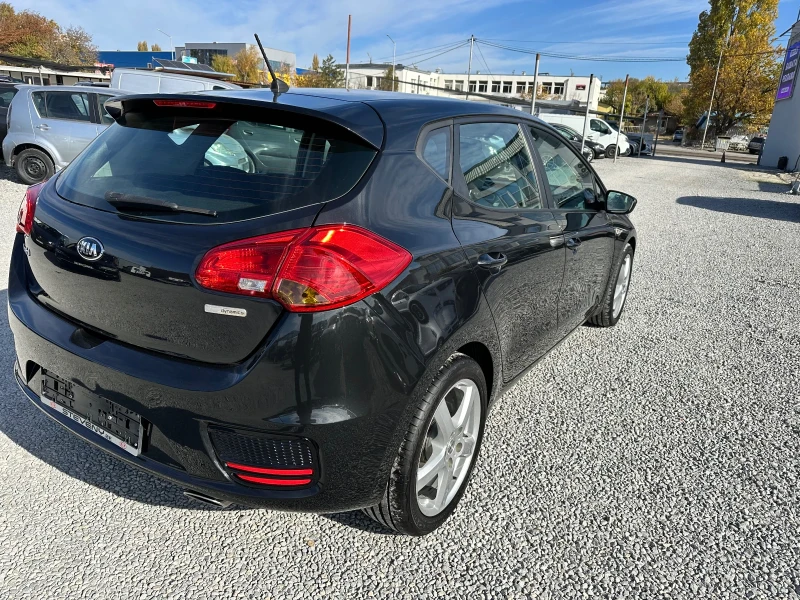 Kia Ceed 1.6 crdi, снимка 8 - Автомобили и джипове - 47869282