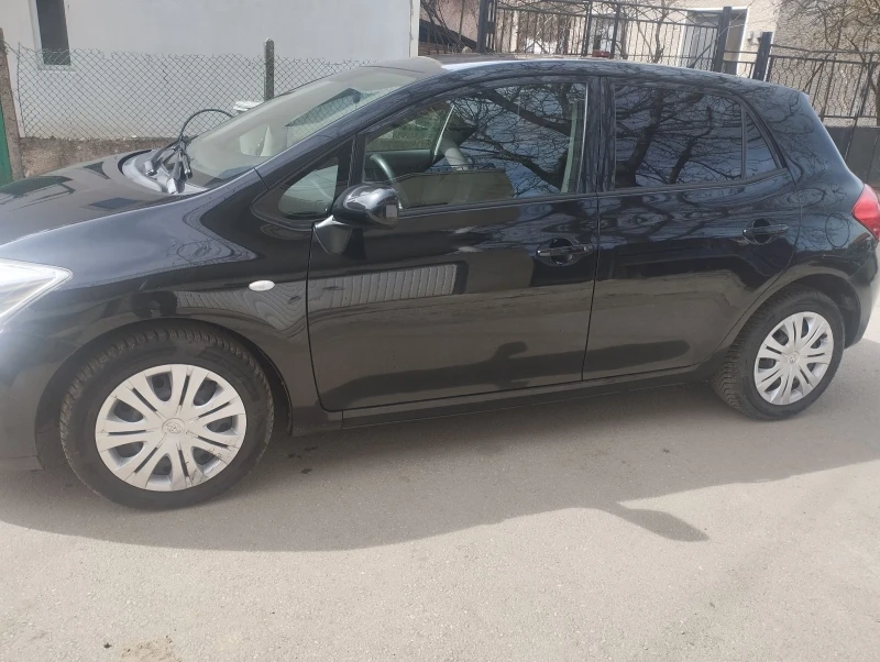 Toyota Auris, снимка 8 - Автомобили и джипове - 49494443