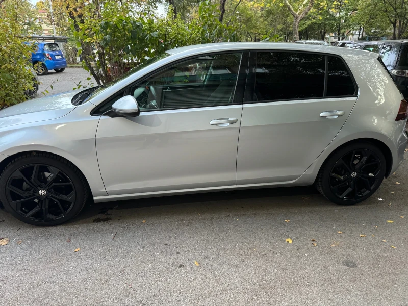 VW Golf 1.6 TDI, снимка 2 - Автомобили и джипове - 49533841