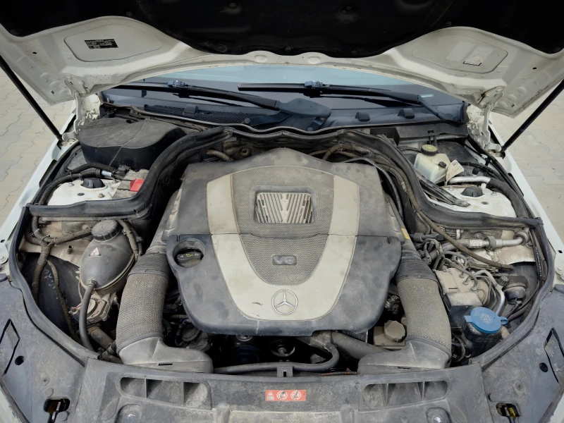 Mercedes-Benz C 300 AMG 4-MATIC, снимка 16 - Автомобили и джипове - 49699106