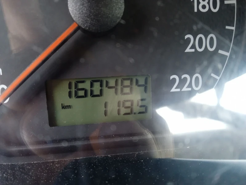 VW Polo 1.4 TDI 75к.с, снимка 8 - Автомобили и джипове - 50350623