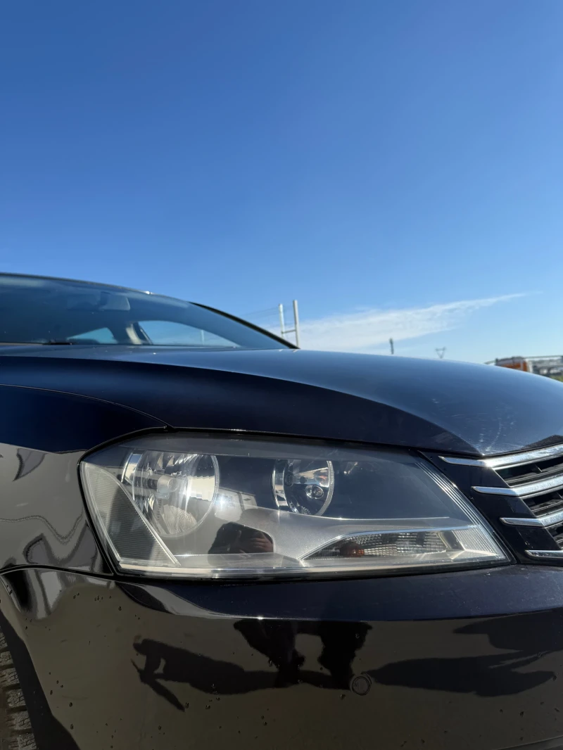 VW Passat 1.6 BlueMotion , снимка 10 - Автомобили и джипове - 52403599