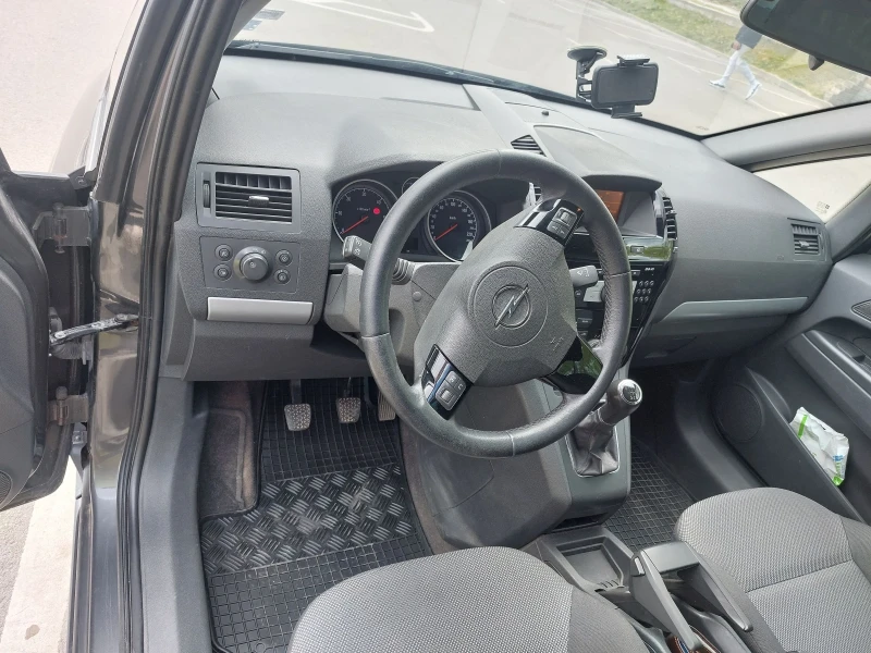 Opel Zafira, снимка 8 - Автомобили и джипове - 53133058