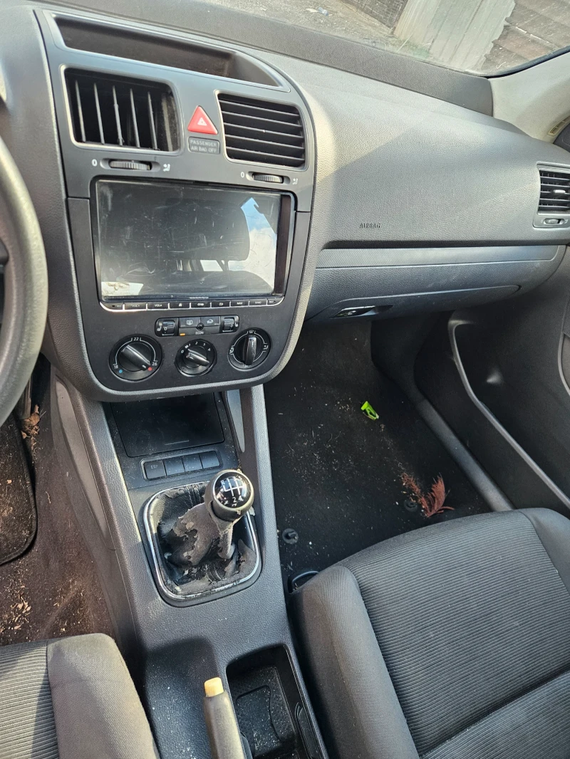 VW Golf 1.9дизел 105кс 2006год -на части, снимка 5 - Автомобили и джипове - 53418576