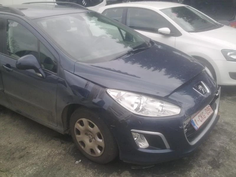 Peugeot 308 SW 1.4i/1.6i/HDi/2.0HDi, снимка 4 - Автомобили и джипове - 29421908