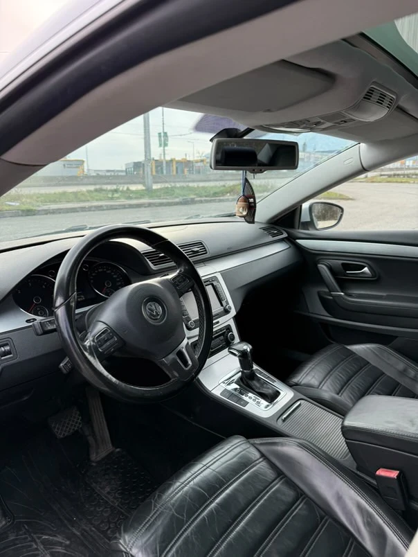 VW Passat 2.0 tdi, снимка 9 - Автомобили и джипове - 48686414