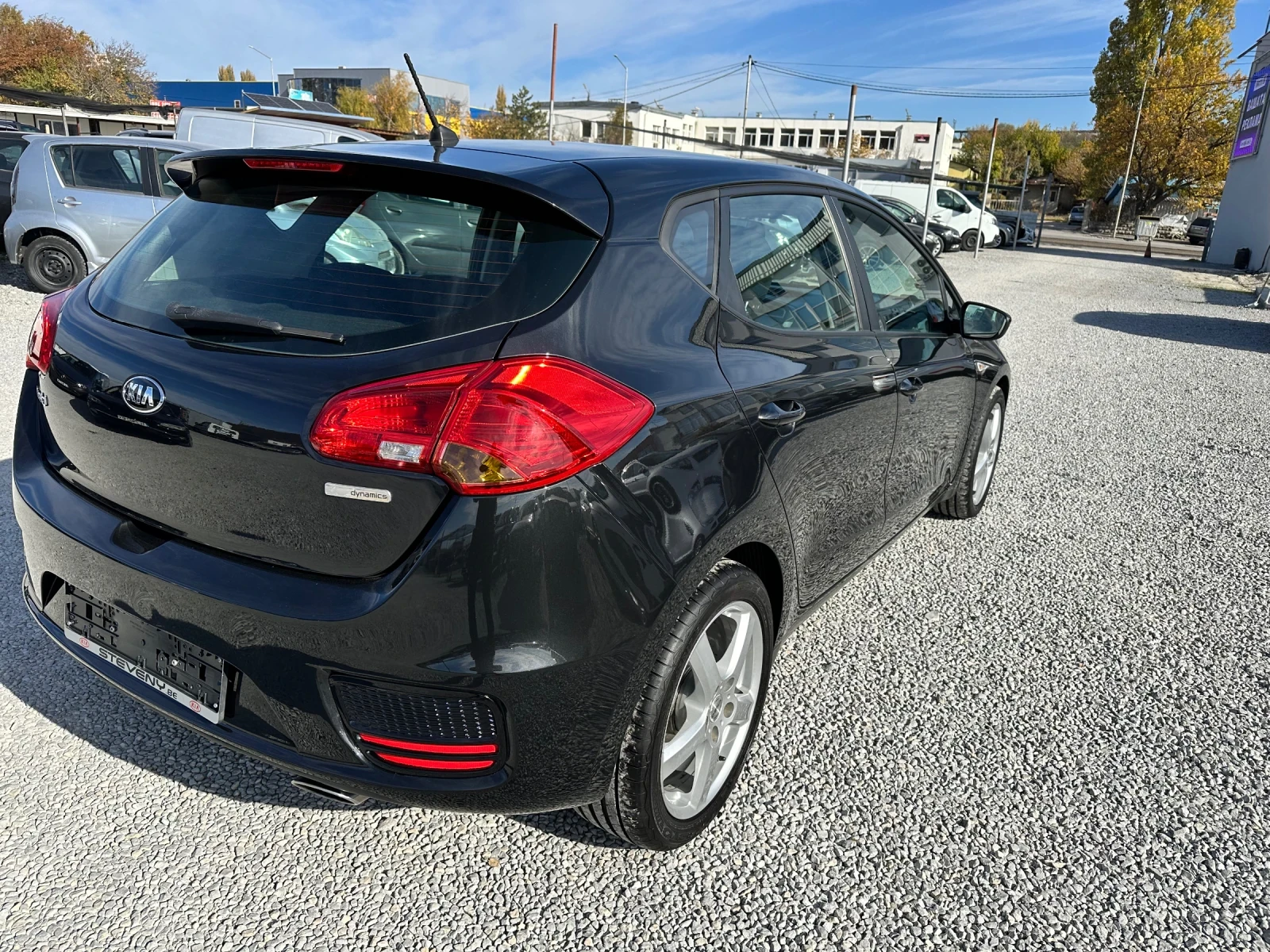 Kia Ceed 1.6 crdi - изображение 8