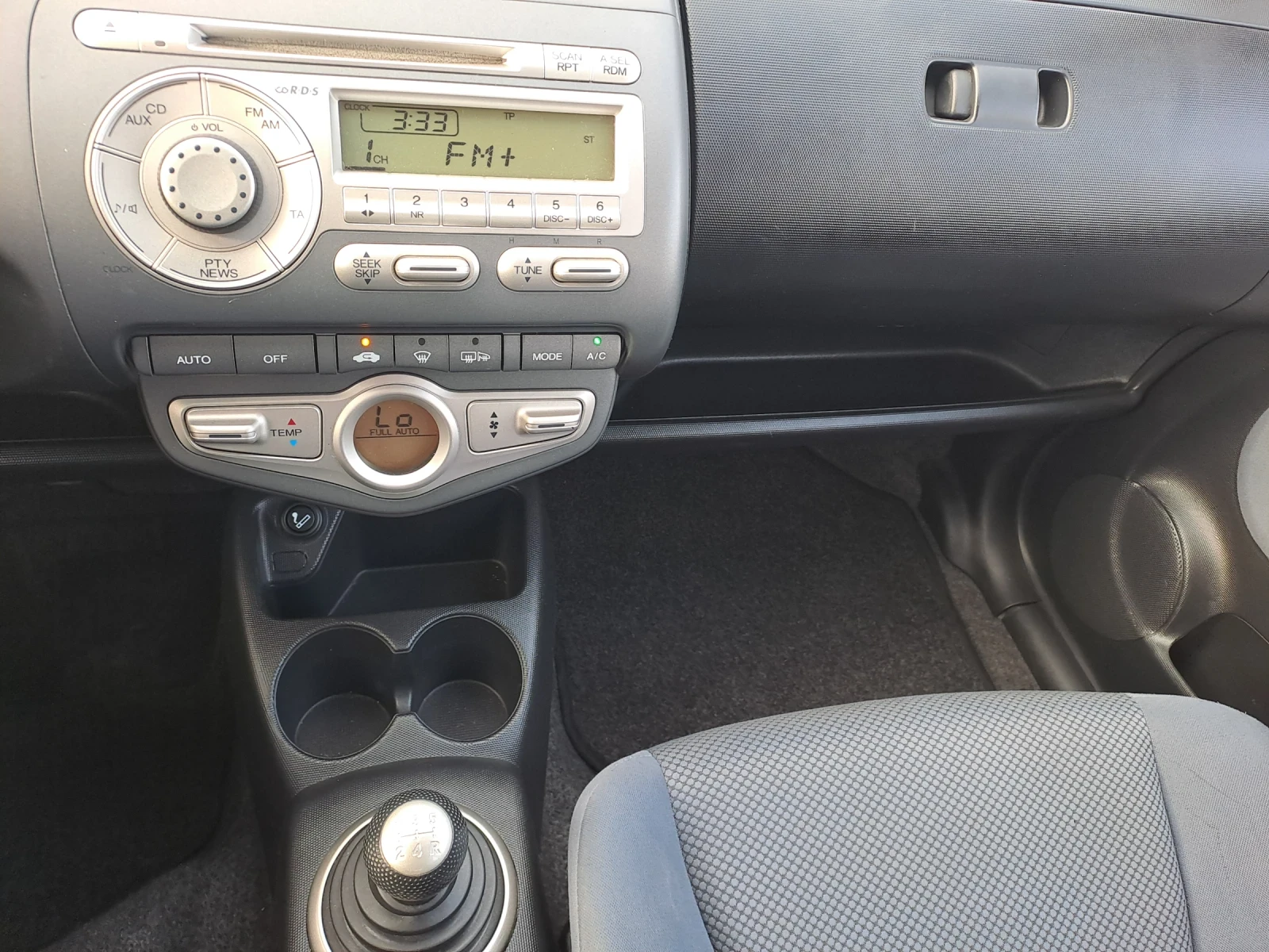 Honda Jazz 1.4i, FACE, КЛИМАТРОНИК | Mobile.bg — изображение 15
