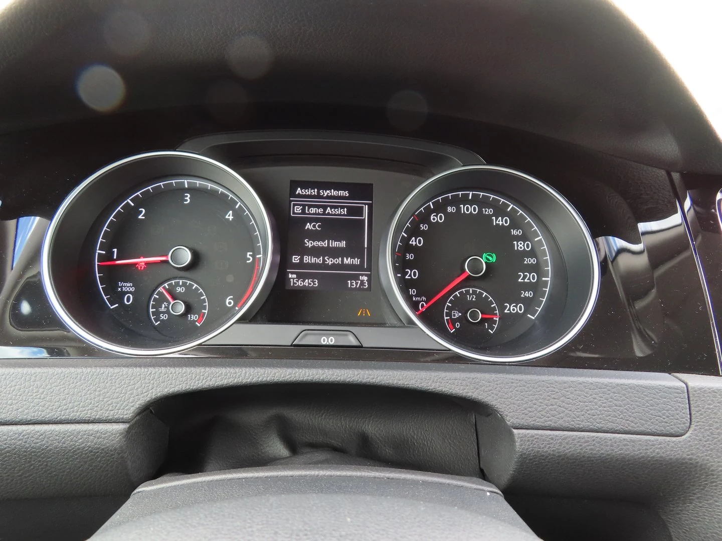 VW Golf Variant Comfortline 2.0 TDI DSG - изображение 6