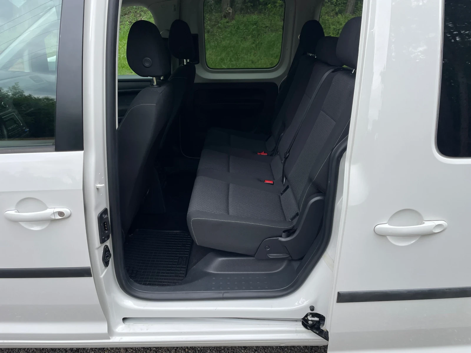 VW Caddy 2.0tdi Evro6 - изображение 10