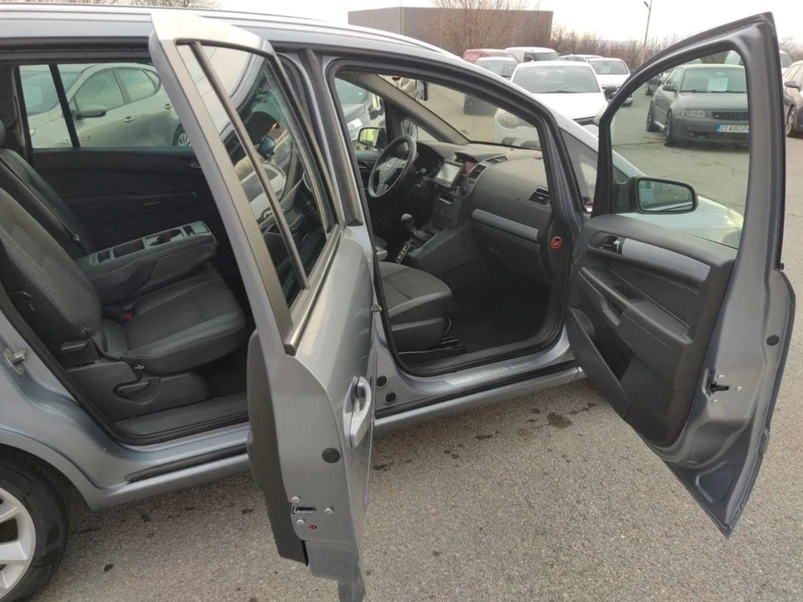 Opel Zafira  - изображение 10