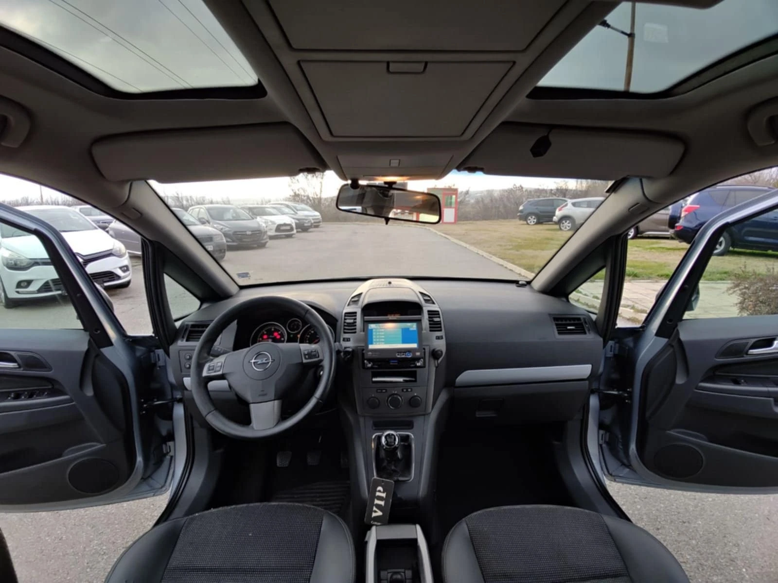 Opel Zafira  - изображение 8