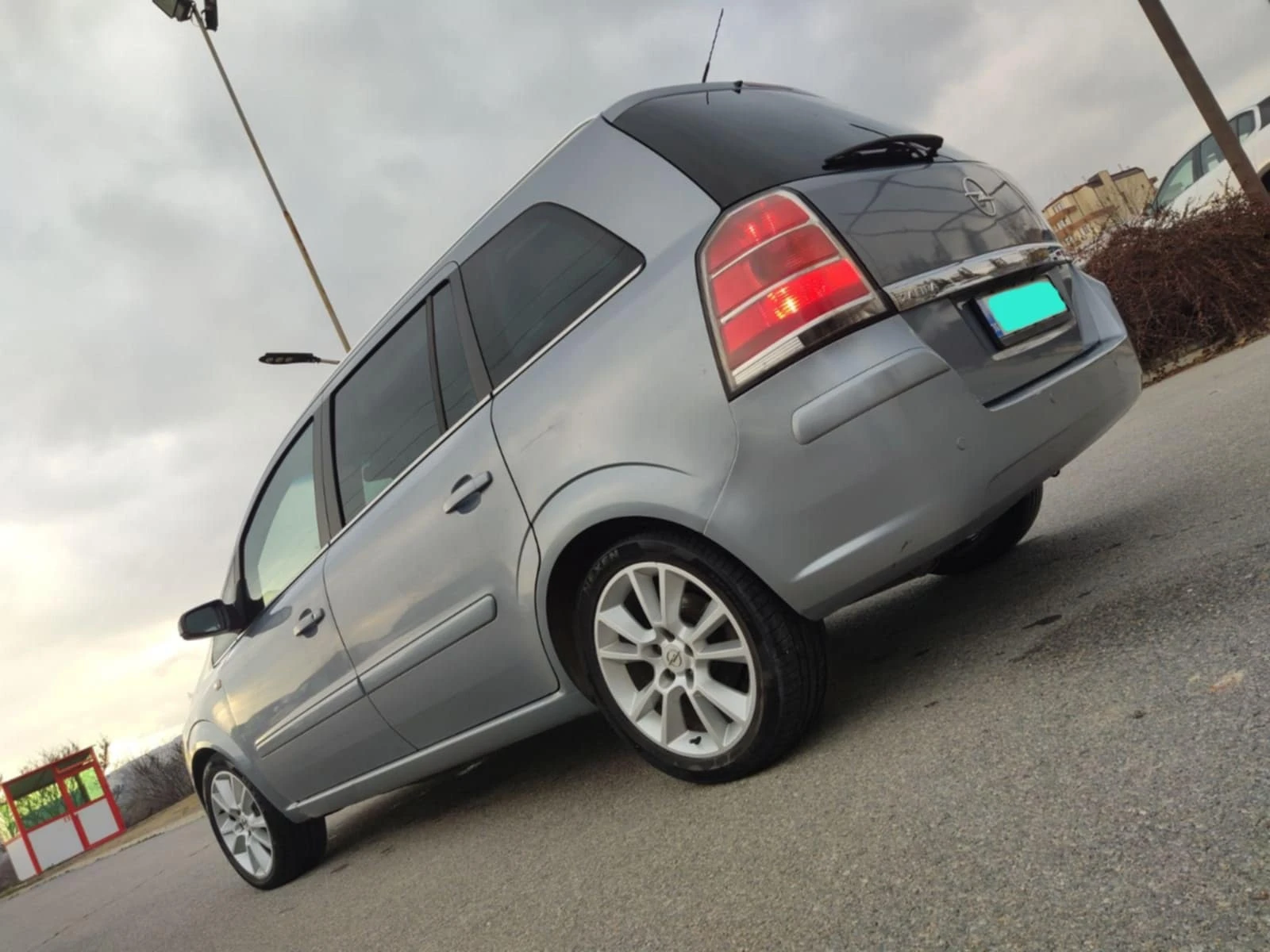 Opel Zafira  - изображение 5