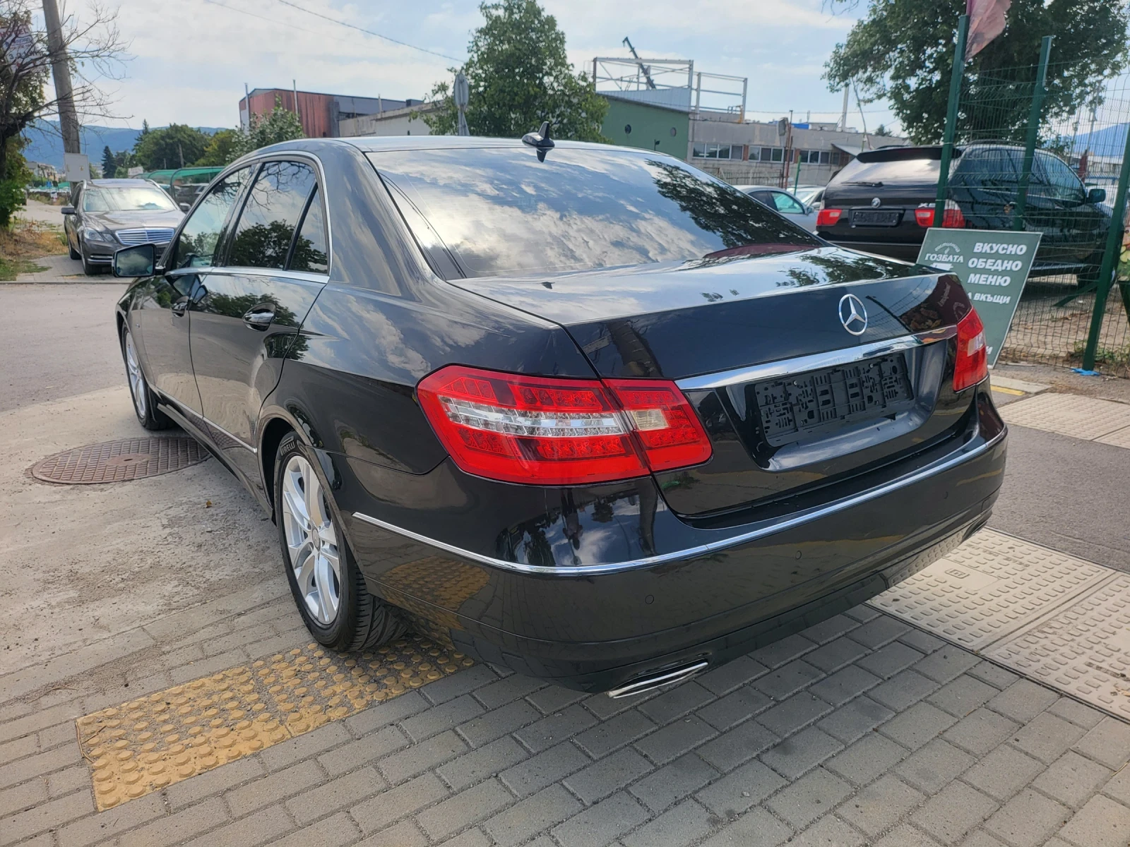 Mercedes-Benz E 220 CDI AVANTGARDE BLUEEFICIENCY 7G-TRONIC - Германия! - изображение 9