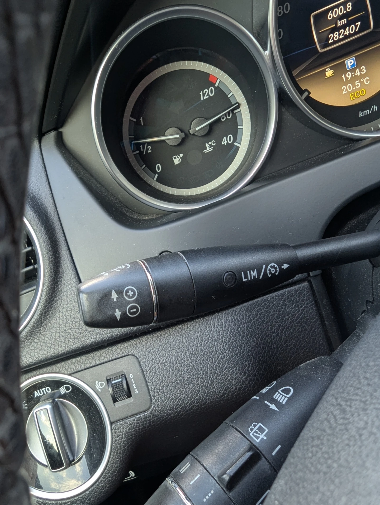 Mercedes-Benz C 200 W204 Facelift  | Mobile.bg   14